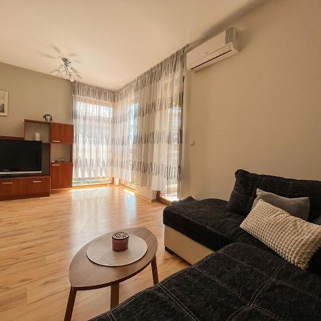 Summer Host Apartment Onegin Sosopol Exterior foto